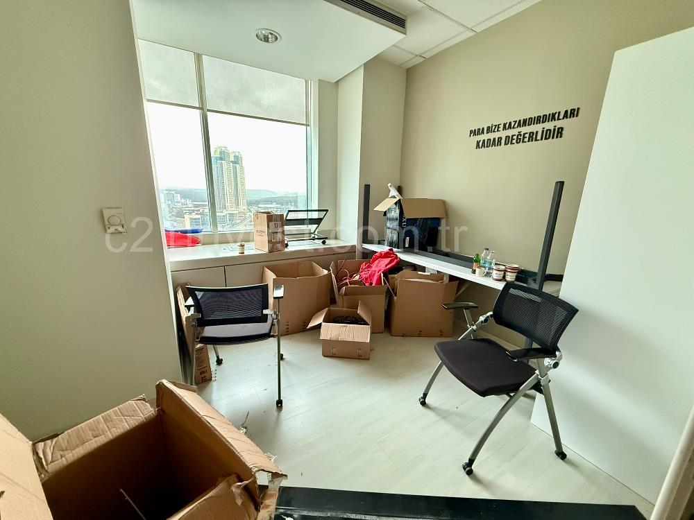 Maslak Kiralık Ofis 500m2 Polaris Plaza