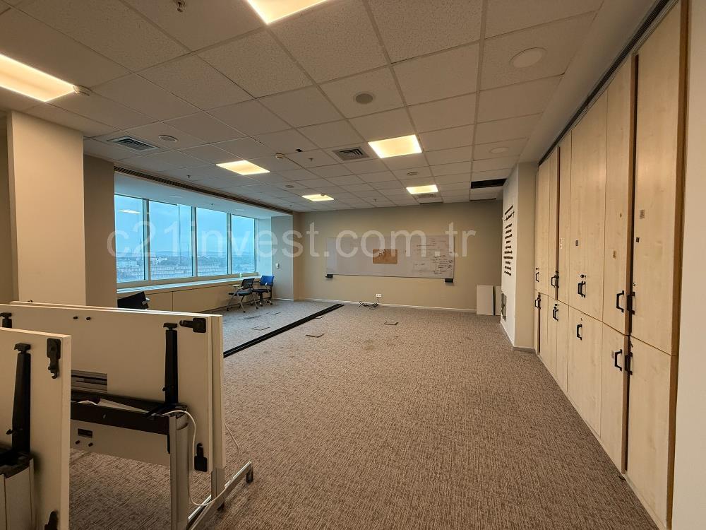Maslak Kiralık Ofis 500m2 Polaris Plaza