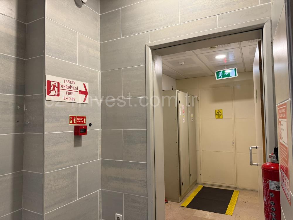 Maslak Kiralık Ofis 500m2 Polaris Plaza