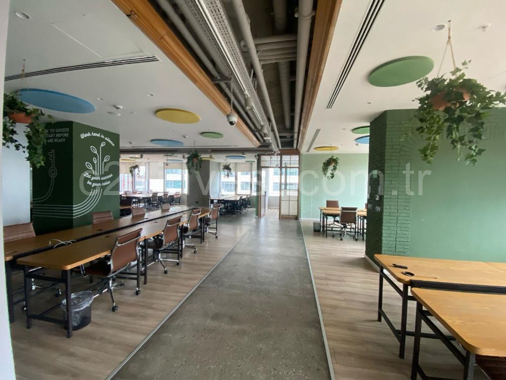 Maslak Kiralık Ofis Maslak 42'de 465m² Eşyalı KDV'li Ofis