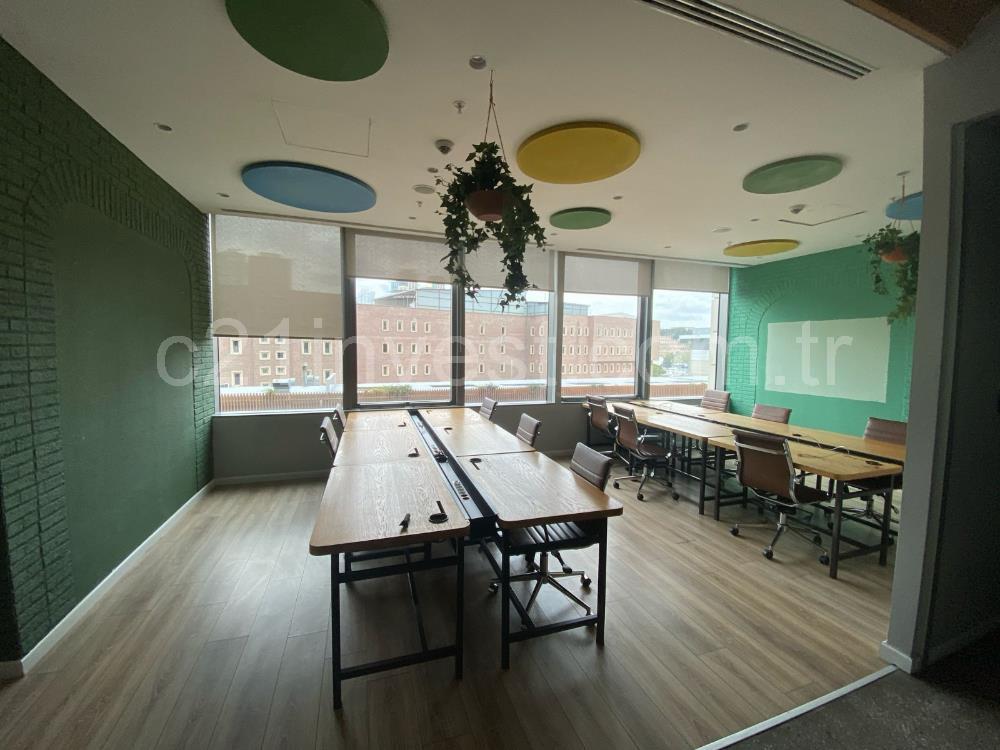 Maslak Kiralık Ofis Maslak 42'de 465m² Eşyalı KDV'li Ofis