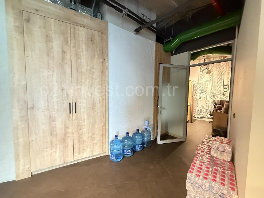Maslak Kiralık Ofis Spine Tower 650m2 Boğaz Manzaralı Şık Ofis