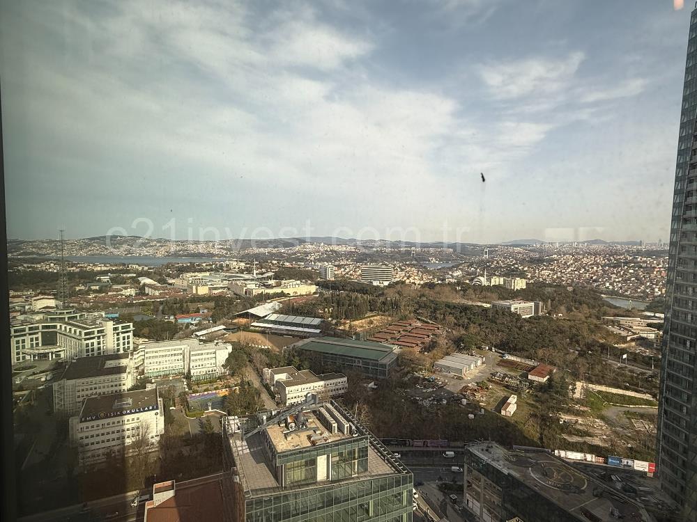Maslak Kiralık Ofis Spine Tower 650m2 Boğaz Manzaralı Şık Ofis