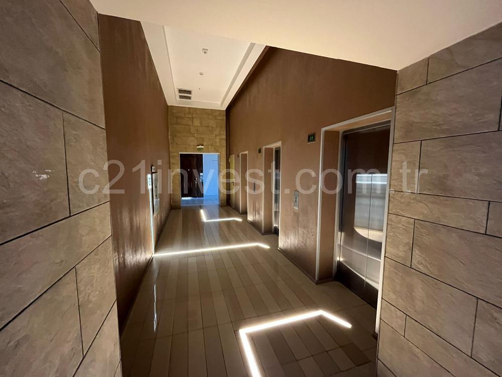 Nef163 1+1 Satılık Loft Geniş Yüksek Kat Kanyon Cephe Daire