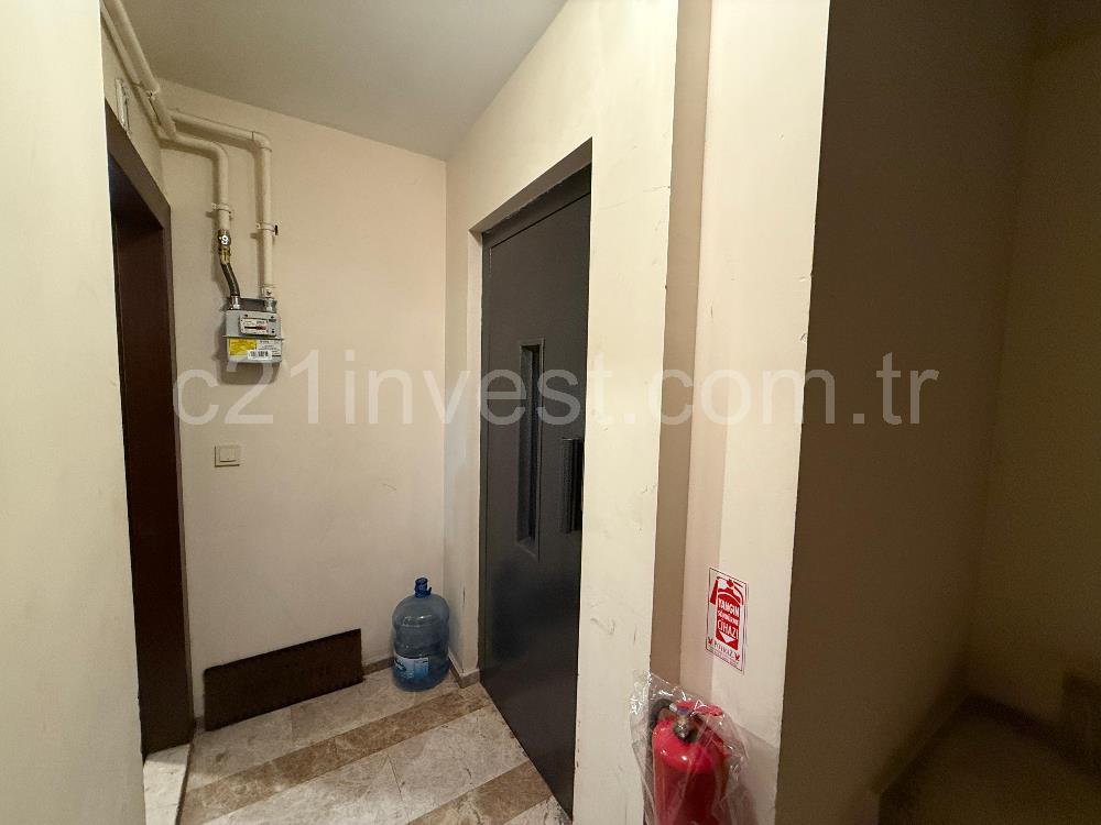 Ortaköy Dereboyu Cad.Satılık 2+1/6 Yıllık Yeni Bina