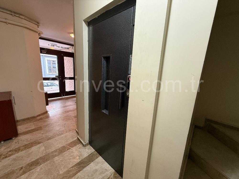 Ortaköy Dereboyu Cad.Satılık 2+1/6 Yıllık Yeni Bina