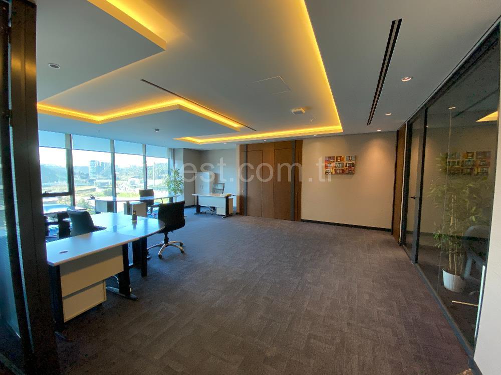 Porta Vadi Kiralık kdv'li Ofis 293m2 Vadistanbul Skyland Seba