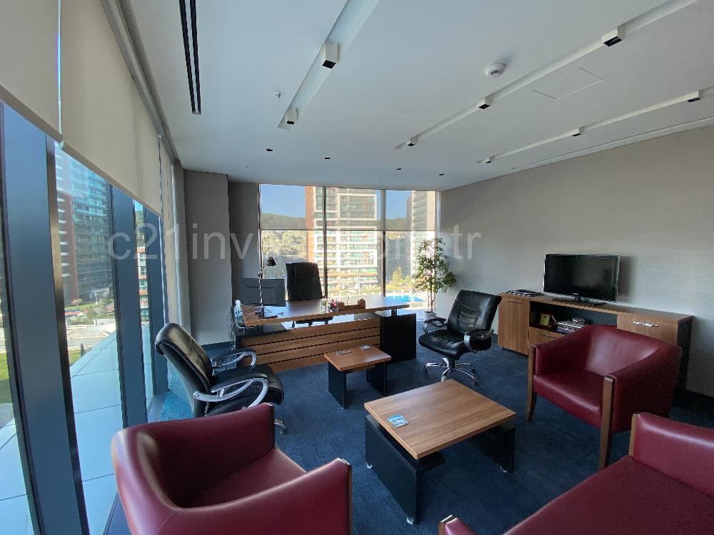 Porta Vadi Kiralık Ofis 293m2 Mobilyalı Dekorasyonlu Vadistanbul
