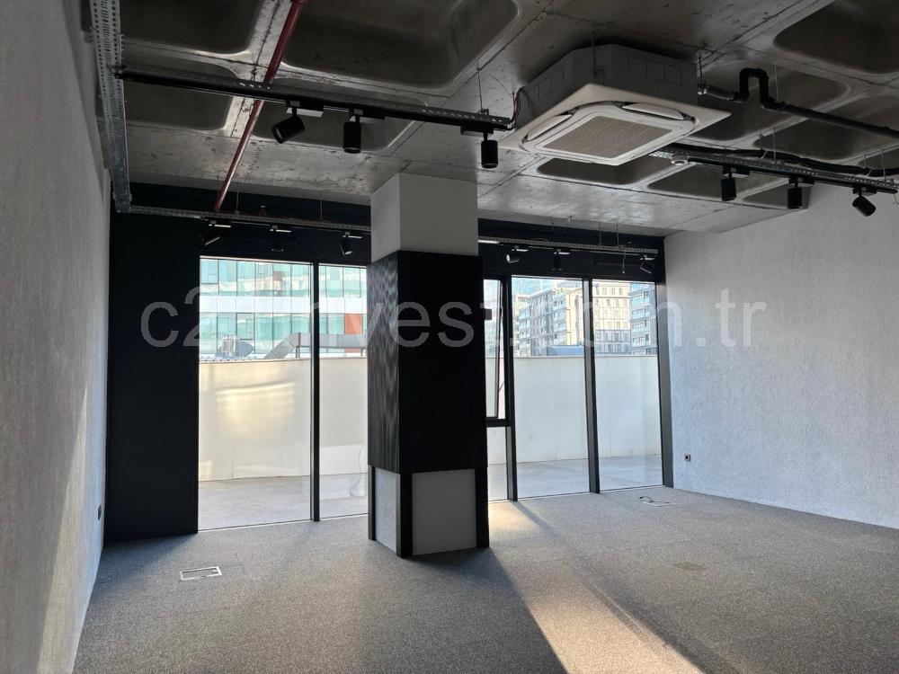 Porta Vadi Kiralık Ofis 73m2 Dekorasyonlu Vadistanbul Seba