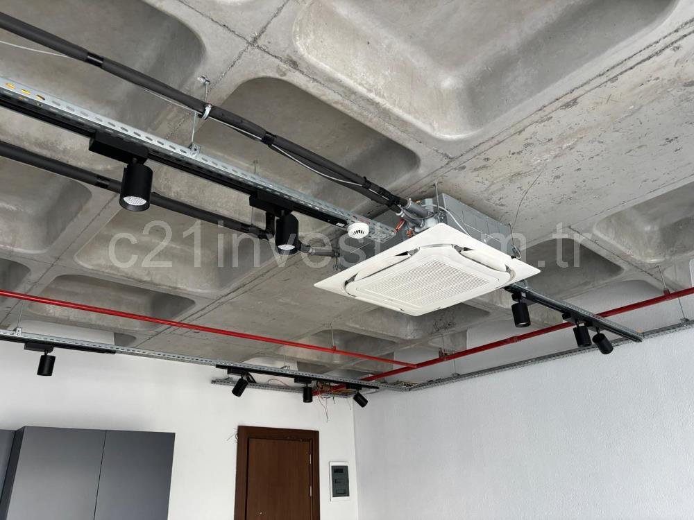 Porta Vadi Kiralık Ofis 73m2 Dekorasyonlu Vadistanbul Seba