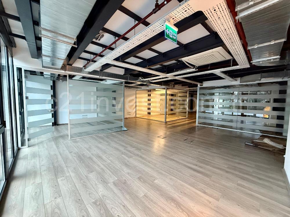 Porta Vadi Kurumsal Kiracılı Satılık 1000m2 Kdv'li Dükkan