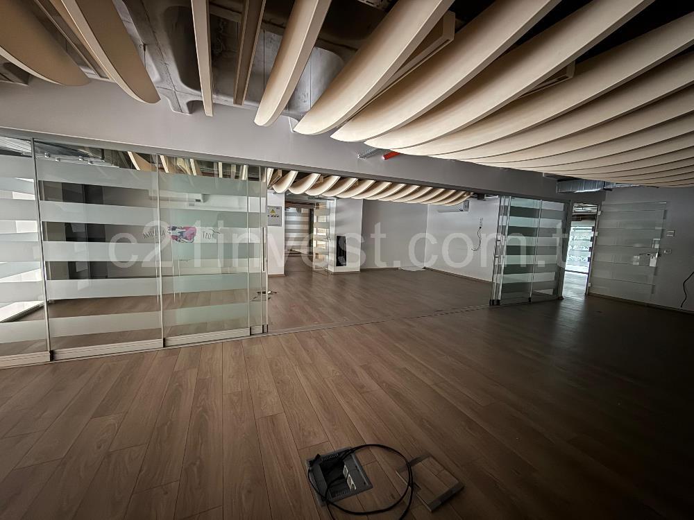 Porta Vadi Kurumsal Kiracılı Satılık 1000m2 Kdv'li Dükkan