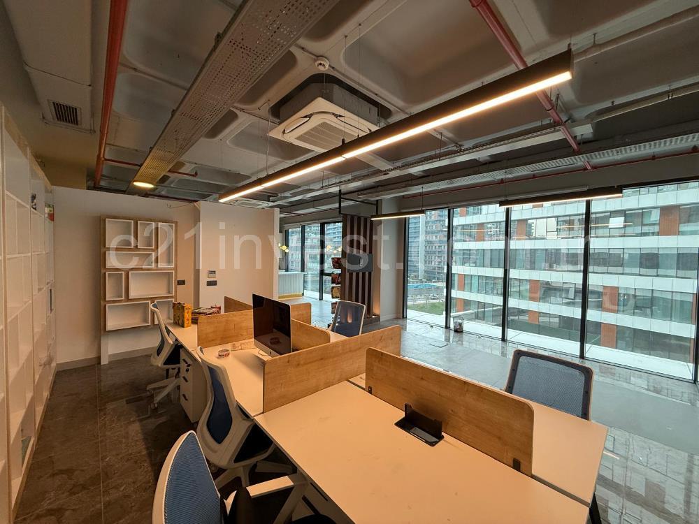 Porta Vadi Satılık Ofis 134m2 Dekorasyonlu Vadistanbul Skyland