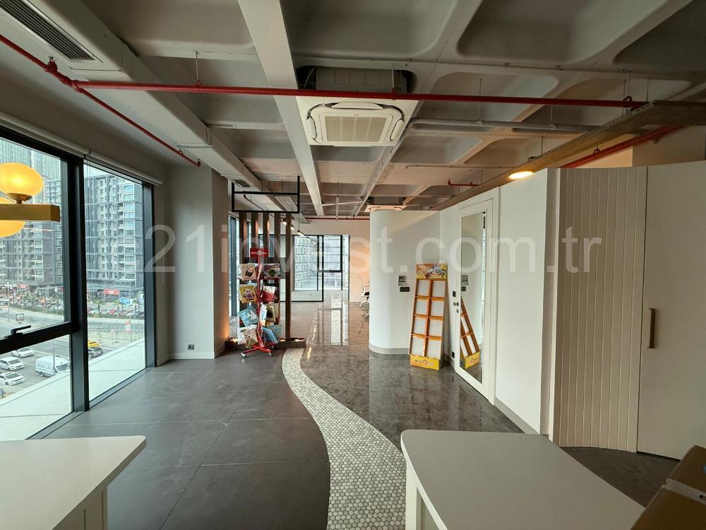 Porta Vadi Satılık Ofis 134m2 Dekorasyonlu Vadistanbul Skyland