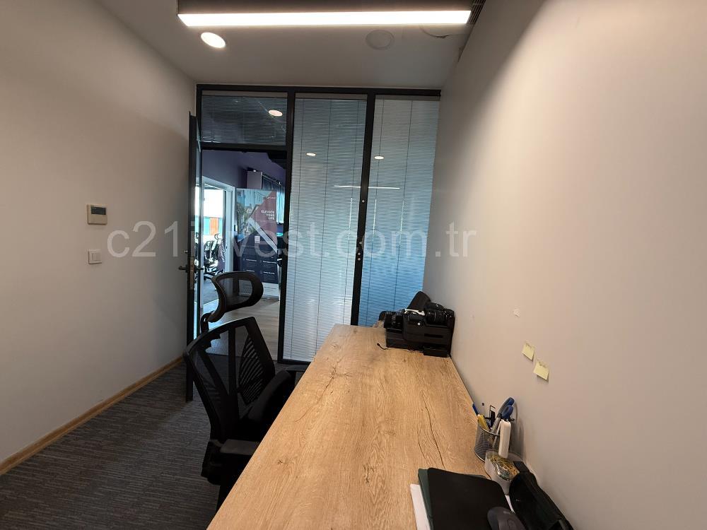 PortaVadi Satılık Ofis 168m2 Dekorasyonlu KDV Avantajlı