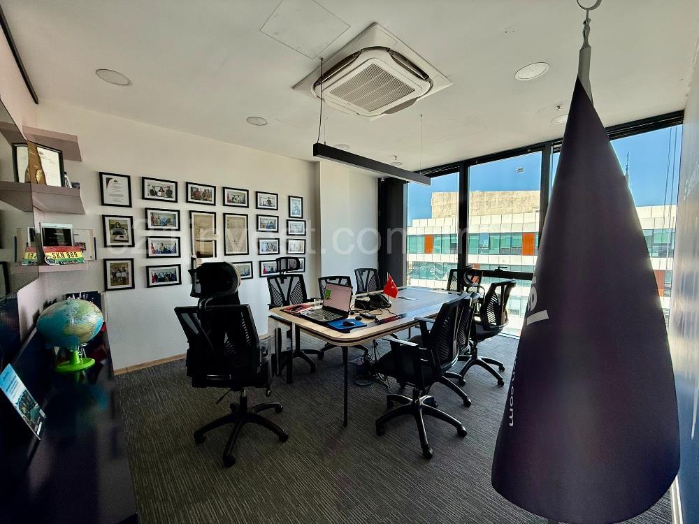 PortaVadi Satılık Ofis 168m2 Dekorasyonlu KDV Avantajlı