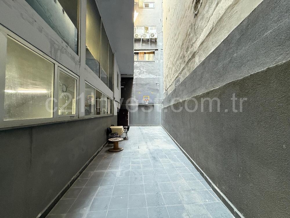 Sanayi Mahallesi Satılık Bina Mini Plaza 1200m2 Taşınmaya Hazır