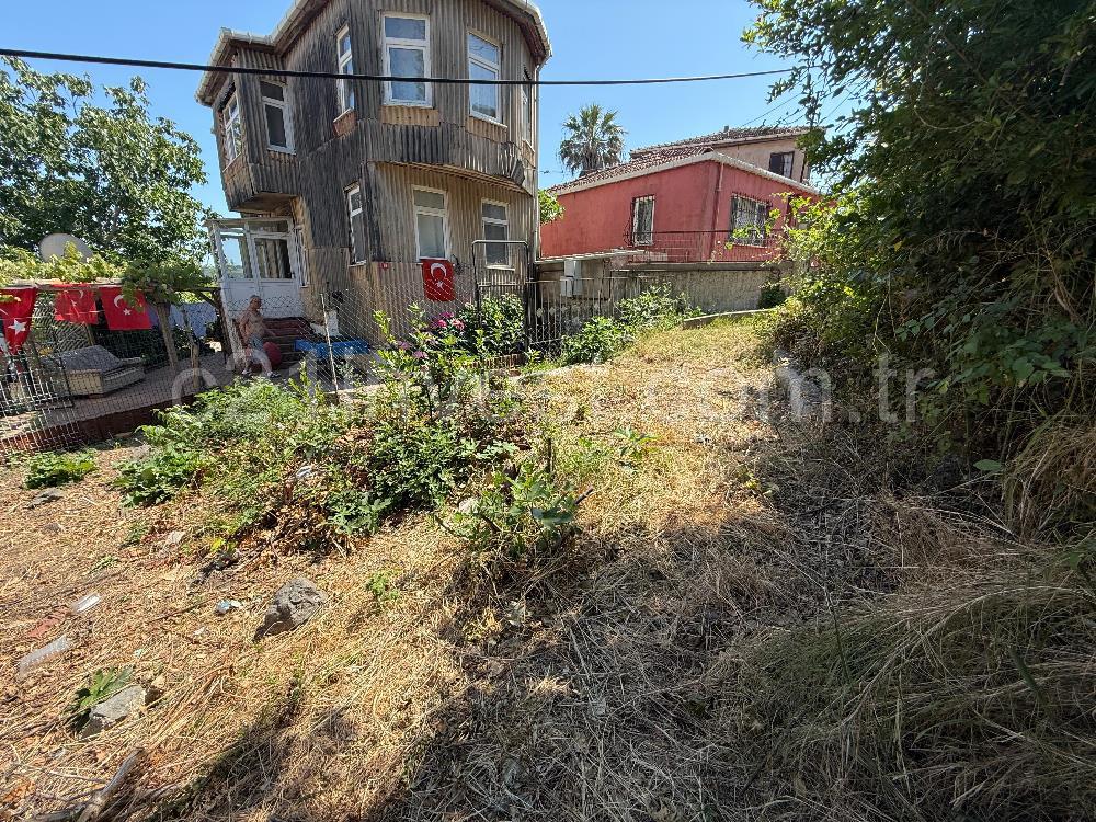 Sarıyer Kilyos Kumköy’de Denize Yakın, Orman Manzaralı 300 m² İmarlı Arsa