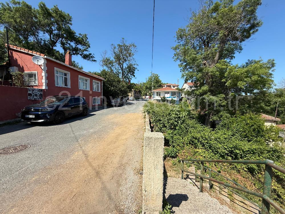 Sarıyer Kilyos Kumköy’de Denize Yakın, Orman Manzaralı 300 m² İmarlı Arsa