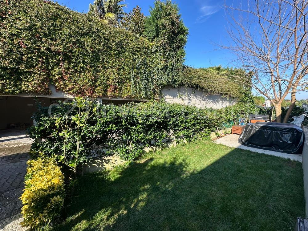 Sarıyer Uskmrköy Belkıs Konaklarında 3+1 ACİL Satılık Villa