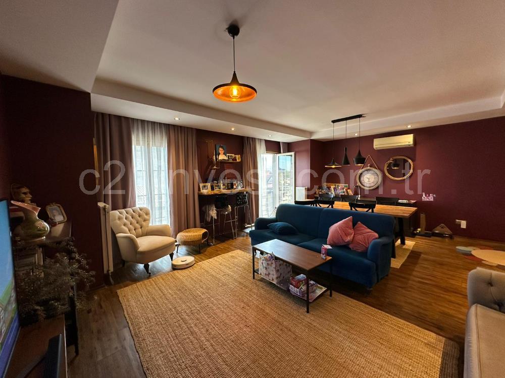 Sarıyer Uskmrköy Belkıs Konaklarında 3+1 ACİL Satılık Villa