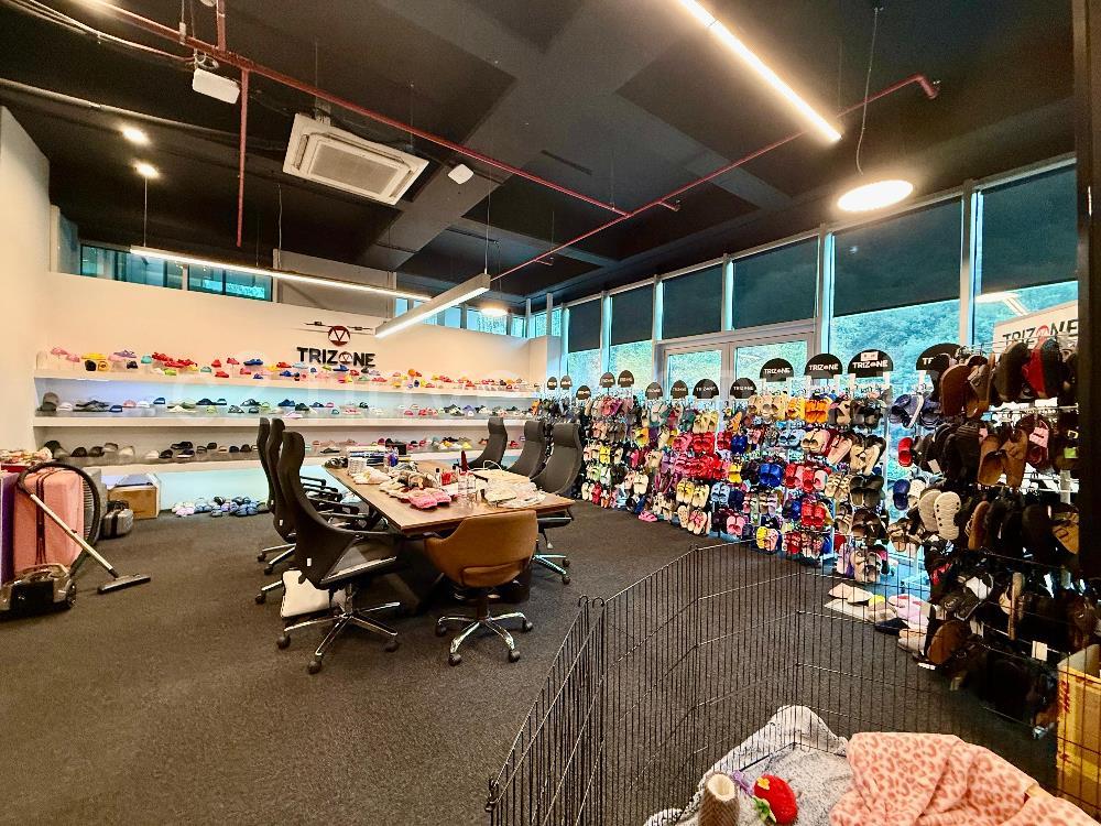 Seba Satılık Ofis 251m2+17m2 Bahçe Kullanımlı Dekorasyonlu