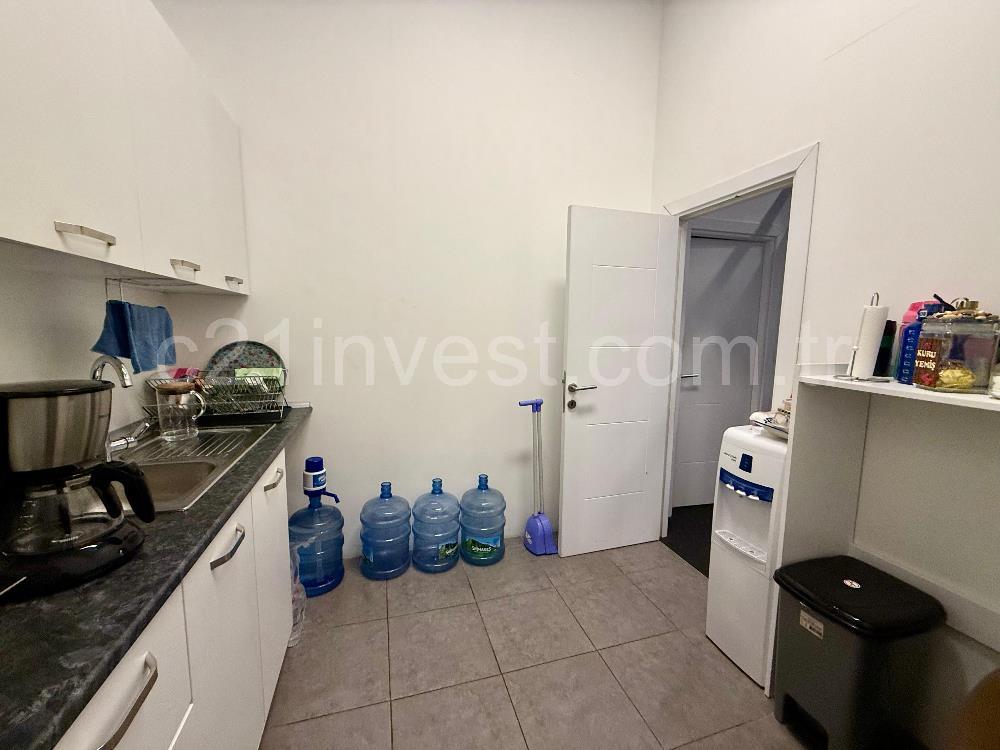 Seba Satılık Ofis 251m2+17m2 Bahçe Kullanımlı Dekorasyonlu