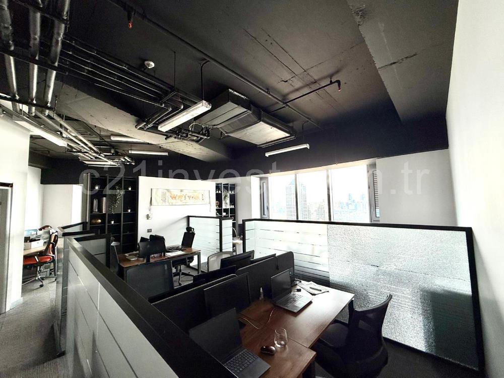 Skyland  227m2 Dekorasyonlu Satılık Ofis