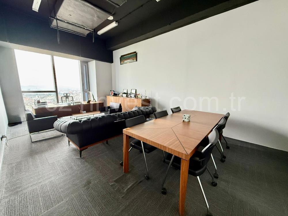 Skyland  227m2 Dekorasyonlu Satılık Ofis