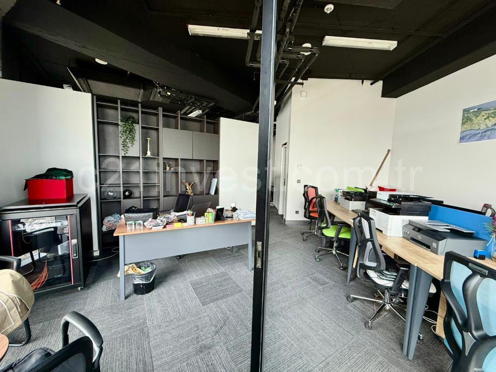 Skyland  227m2 Dekorasyonlu Satılık Ofis