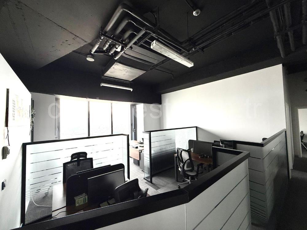 Skyland  227m2 Dekorasyonlu Satılık Ofis