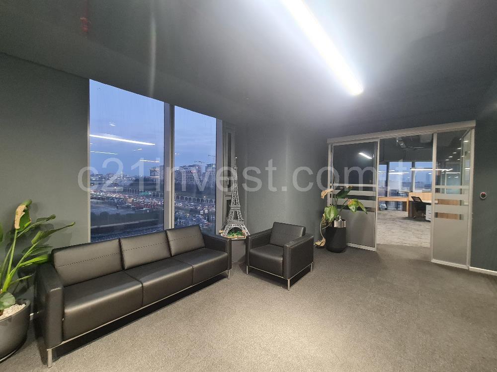 Skyland Kiralık Ofis 467m2 Dekorasyonlu +KDV Avantajlı