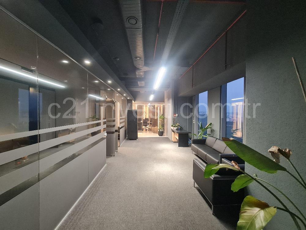 Skyland Kiralık Ofis 467m2 Dekorasyonlu +KDV Avantajlı