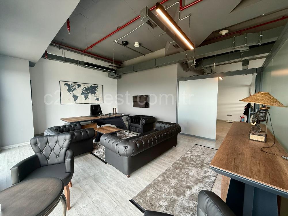 Skyland Kiralık ofis KDVli 225 m² Mobilyalı Teraslı Ofis
