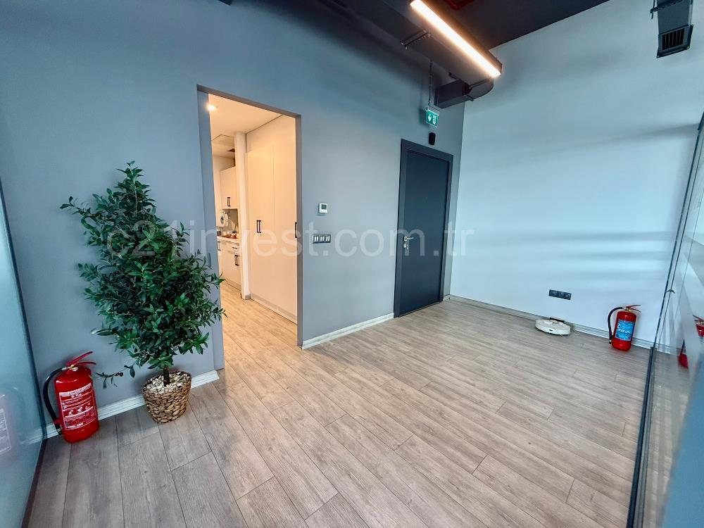 Skyland Kiralık ofis KDVli 225 m² Mobilyalı Teraslı Ofis