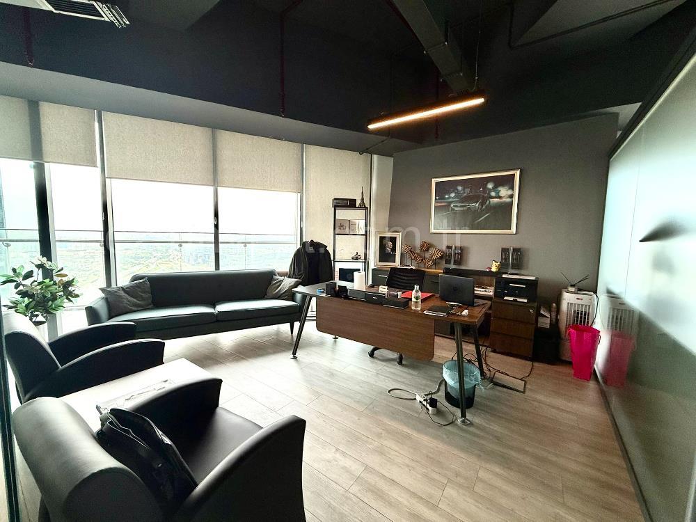 Skyland Kiralık ofis KDVli 225 m² Mobilyalı Teraslı Ofis