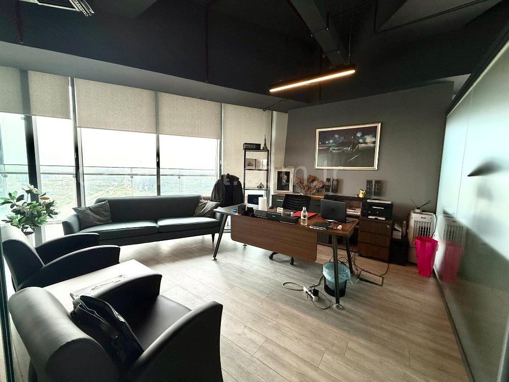 Skyland Kiralık ofis KDVli 225 m² Mobilyalı Teraslı Ofis