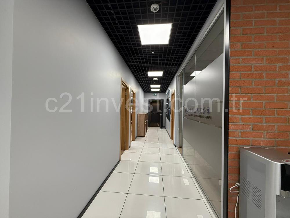 Skyland Kiralık Ofis Şirket Merkeziniz Hazır 557m²+ 25m2 Teraslı