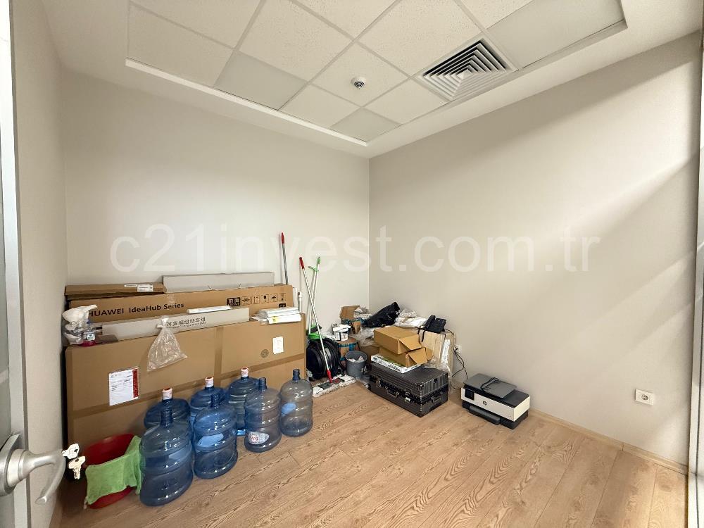 Skyland Satılık Ofis 557m²+ 25m2 Teraslı & Boş Ofis Vadistanbul