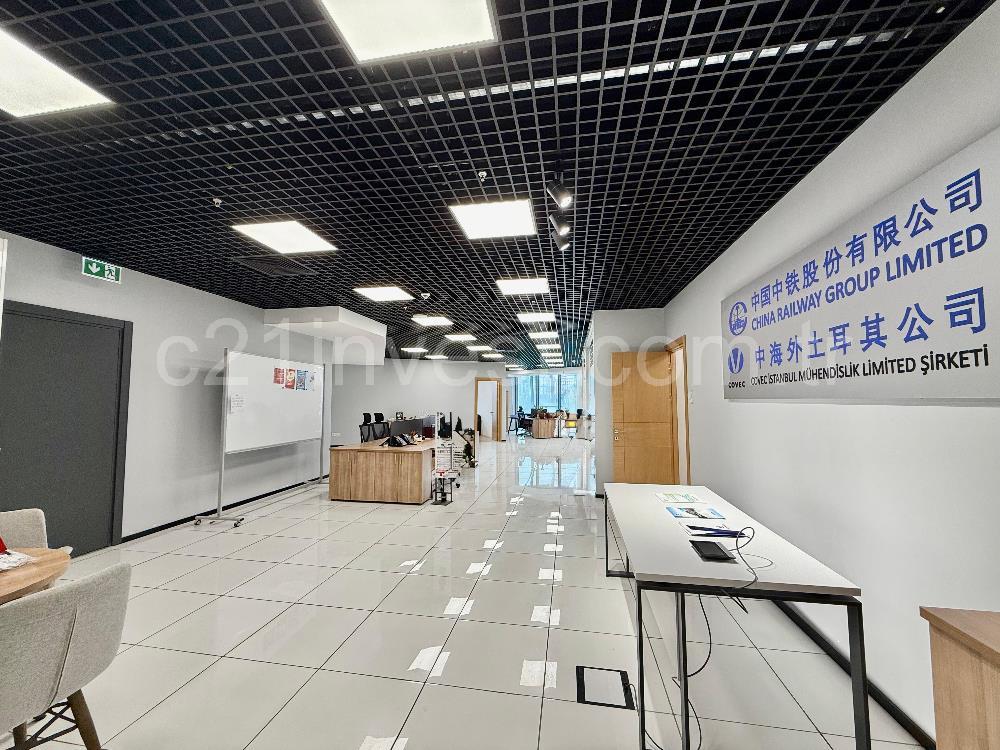 Skyland Satılık Ofis 557m²+ 25m2 Teraslı & Boş Ofis Vadistanbul