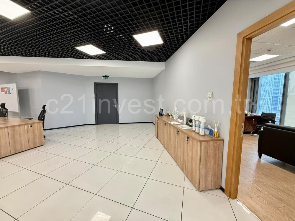 Skyland Satılık Ofis 557m²+ 25m2 Teraslı & Boş Ofis Vadistanbul