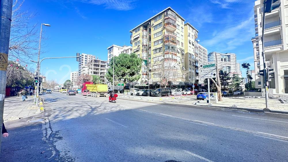 SÖĞÜTLÜÇEŞME MARMARAY CADDE ÜSTÜ 92 m2 OFİS 2+1 40m2 BALKONLU