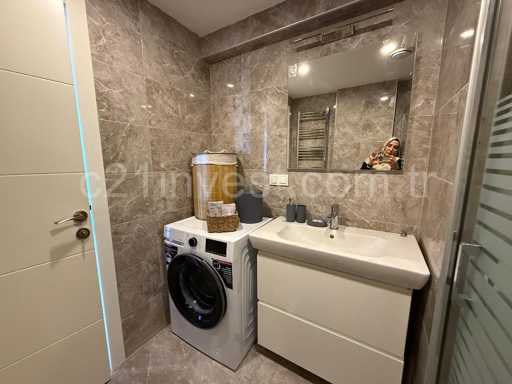 Solo Levent Satılık 1+1 Boş Oturuma Hazır Yüksek Kat