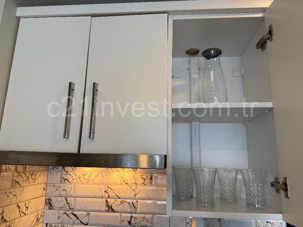 Solo Levent Satılık 1+1 Boş Oturuma Hazır Yüksek Kat