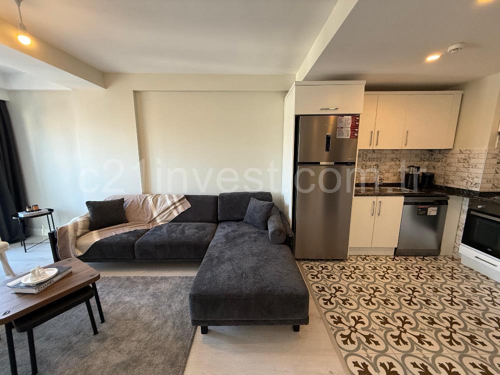 Solo Levent Satılık 1+1 Boş Oturuma Hazır Yüksek Kat