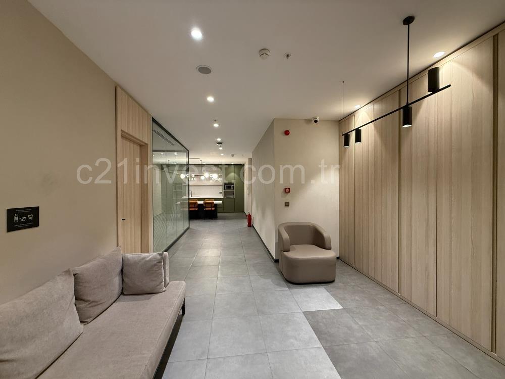 Süzer Plazada 1.444 m² Kiralık Mobilyalı & Taşınmaya Hazır Ofis