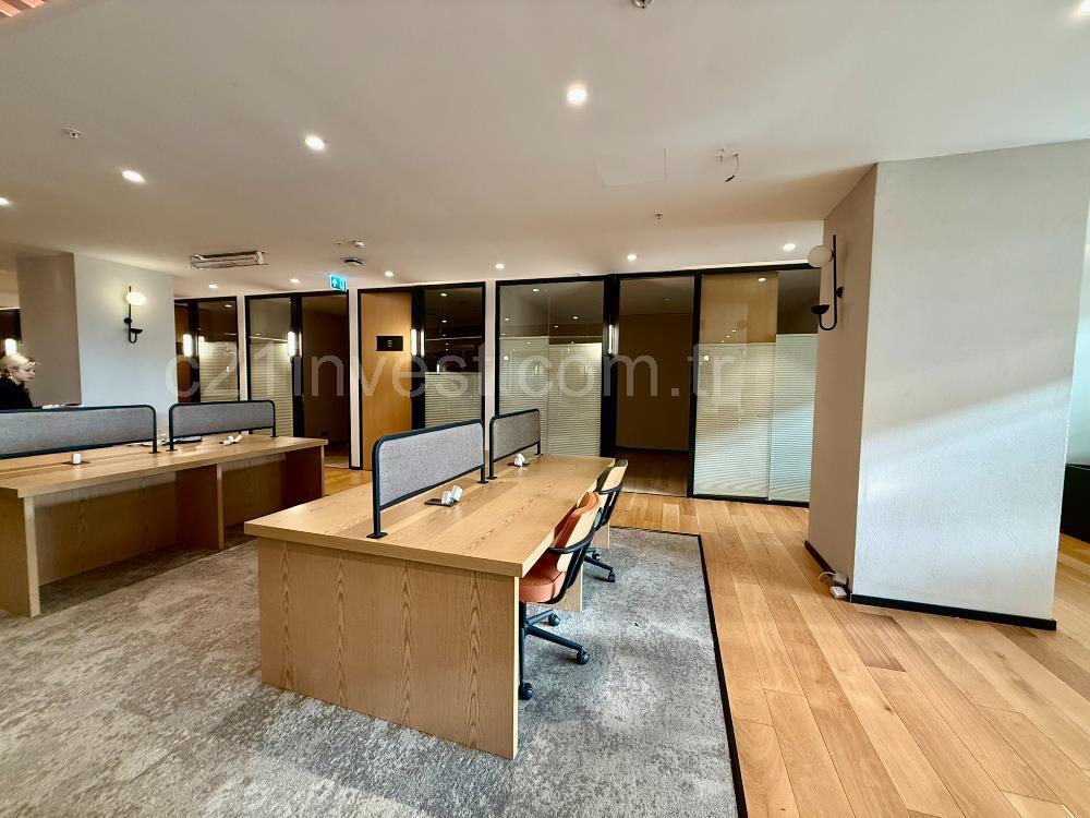 Süzer Plazada 1.444 m² Kiralık Mobilyalı & Taşınmaya Hazır Ofis