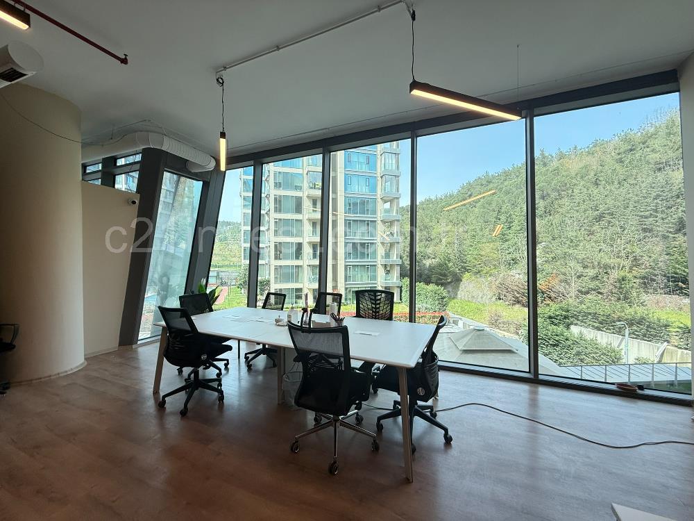Vadi Koru Kiralık Ofis 110m2 Dekorasyonlu Mobilyalı Vadistanbul