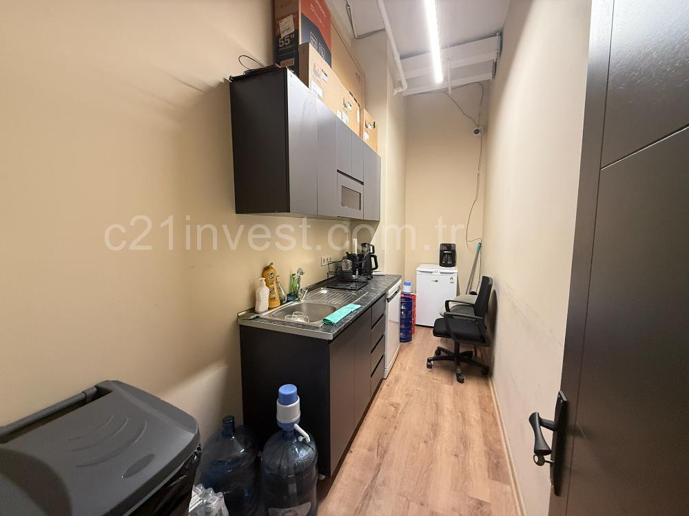 Vadi Koru Kiralık Ofis 110m2 Dekorasyonlu Mobilyalı Vadistanbul