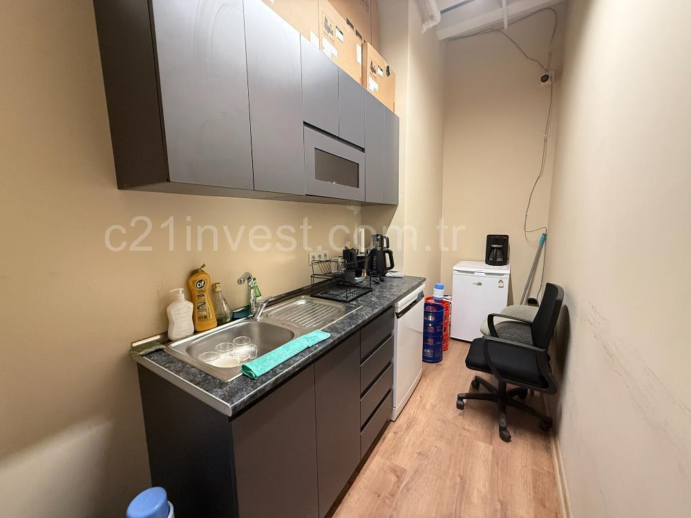 Vadi Koru Kiralık Ofis 110m2 Dekorasyonlu Mobilyalı Vadistanbul